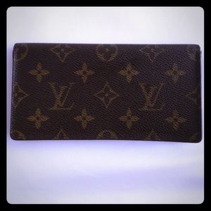 Authentic Louis Vuttion Monogram Checkbook Wallet